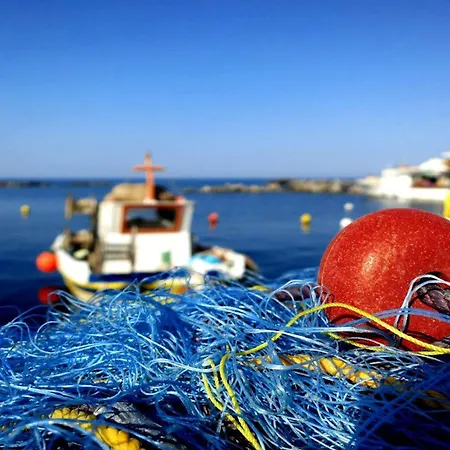 Beautiful Naxos Triple 150m From St George *