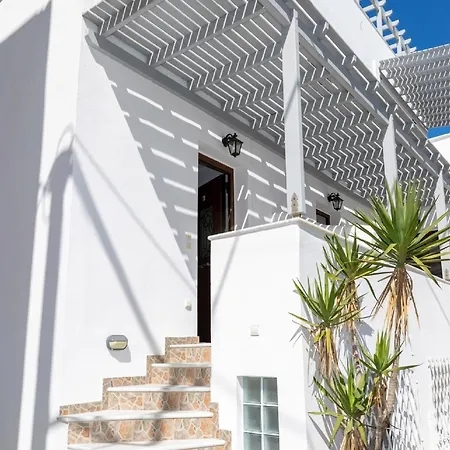 公寓 Beautiful Naxos Triple 150m From St George *