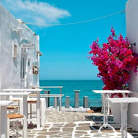 Apartment Beautiful Naxos Triple 150m From St George Naxos City