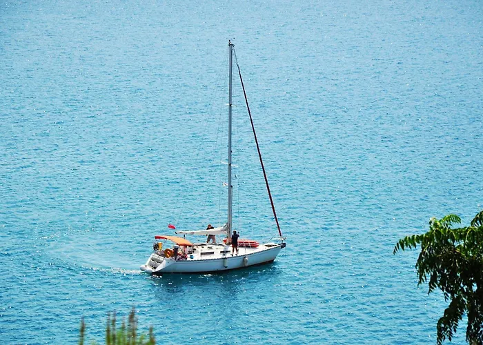 Beautiful Naxos Triple 150m From St George Naxos City